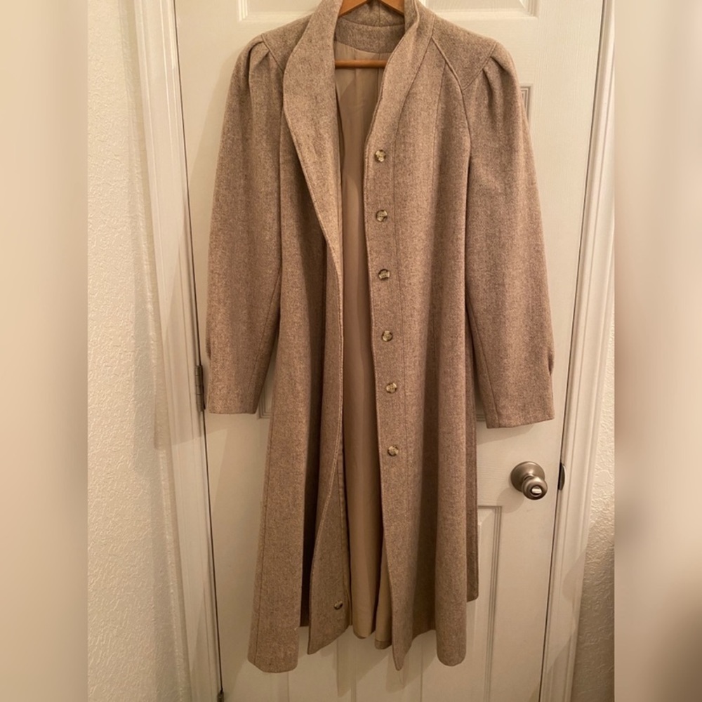 Vintage Winter Coat View 2